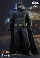 Picture of Batman v Superman Dawn of Justice Figura Movie Masterpiece 1/6 Batman 32 cm