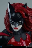 Foto de DC Comics Estatua Premium Format Batwoman 57 cm