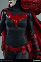 Foto de DC Comics Estatua Premium Format Batwoman 57 cm