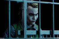Foto de Batman The Dark Knight Estatua Premium Format The Joker 51 cm
