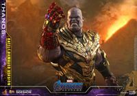 Foto de Vengadores: Endgame Figura Movie Masterpiece 1/6 Thanos Battle Damaged Version 42 cm RESERVA
