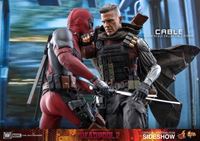 Foto de Deadpool 2 Figura Movie Masterpiece 1/6 Cable 30 cm