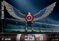Foto de The Falcon and The Winter Soldier Figura 1/6 Captain America 30 cm RESERVA
