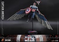Foto de The Falcon and The Winter Soldier Figura 1/6 Captain America 30 cm RESERVA