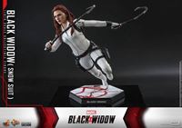 Picture of Black Widow Figura Movie Masterpiece 1/6 Black Widow Snow Suit Version 28 cm RESERVA