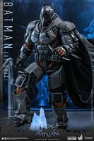Foto de Batman: Arkham Origins Figura 1/6 Batman (XE Suit) 33 cm RESERVA