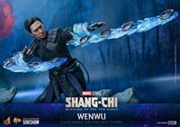 Foto de Shang-Chi and the Legend of the Ten Rings Figura Movie Masterpiece 1/6 Wenwu 28 cm