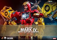 Picture of Iron Man 2 Figura 1/4 Iron Man Mark IV with Suit-Up Gantry 49 cm