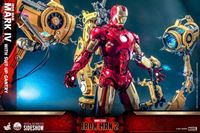 Picture of Iron Man 2 Figura 1/4 Iron Man Mark IV with Suit-Up Gantry 49 cm RESERVA