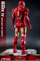Picture of Iron Man 2 Figura 1/4 Iron Man Mark IV with Suit-Up Gantry 49 cm RESERVA