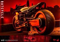 Foto de The Batman Vehículo Movie Masterpiece 1/6 Batcycle 42 cm