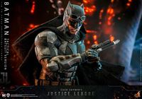 Foto de Zack Snyder`s Justice League Figura 1/6 Batman (Tactical Batsuit Version) 33 cm RESERVA
