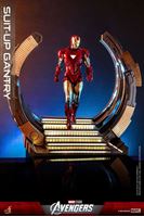 Picture of Marvel's The Avengers Set Accesorios Accessories Collection Series Iron Man Suit-Up Gantry