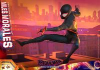 Foto de Spider-Man: Cruzando el Multiverso Figura Movie Masterpiece 1/6 Miles Morales 29 cm RESERVA