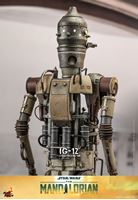 Foto de Star Wars: The Mandalorian Figura 1/6 IG-12 36 cm RESERVA
