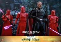 Foto de Star Wars: The Mandalorian Figura 1/6 Moff Gideon 29 cm RESERVA