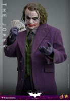 Foto de El Caballero oscuro Figura DX 1/6 The Joker 31 cm RESERVA
