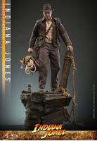 Foto de Indiana Jones Figura Movie Masterpiece 1/6 Indiana Jones (Deluxe Version) 30 cm