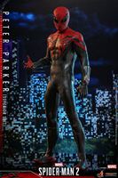 Foto de Spider-Man 2 Figura Video Game Masterpiece 1/6 Peter Parker (Superior Suit) 30 cm