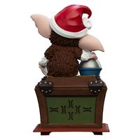 Foto de Gremlins Figura Mini Epics Gizmo with Santa Hat Limited Edition 12 cm