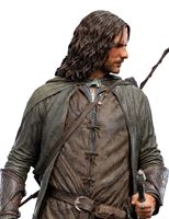 Foto de El Señor de los Anillos Estatua 1/6 Aragorn, Hunter of the Plains (Classic Series) 32 cm