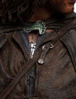 Foto de El Señor de los Anillos Estatua 1/6 Aragorn, Hunter of the Plains (Classic Series) 32 cm