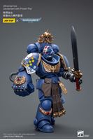 Foto de Warhammer 40k Figura 1/18 Ultramarines Lieutenant with Power Fist 12 cm