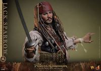 Foto de Piratas del Caribe: La venganza de Salazar Figura DX 1/6 Jack Sparrow (Deluxe Version) 30 cm RESERVA