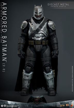 Imagen de Batman v Superman: El amanecer de la justicia Figura Movie Masterpiece 1/6 Armored Batman 2.0 33 cm RESERVA