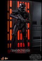 Foto de Star Wars Figura Movie Masterpiece 1/6 Shadow Trooper with Death Star Environment 30 cm