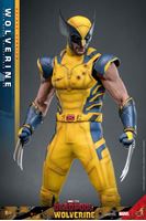 Foto de Deadpool & Wolverine Movie Masterpiece Figura 1/6 Wolverine (Deluxe Version) 31 cm RESERVA