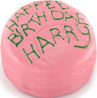 Foto de Tarta de Cumpleaños de Harry "Happee Birthdae" - Toyllectible Pufflums™ - Harry Potter