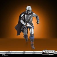 Foto de Star Wars: The Mandalorian Vintage Collection Figura The Mandalorian (Imperial Base) 10 cm